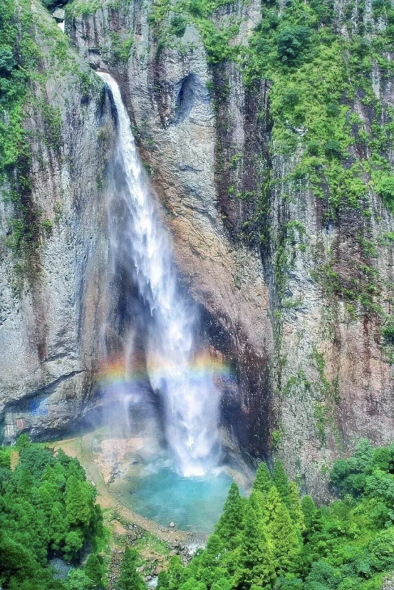 “不游雁荡是虚生” “不游雁荡是虚生”