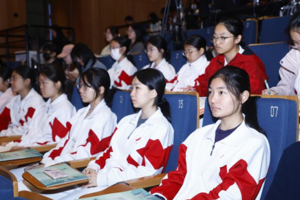 第四届“典耀中华”阅读大会在京启幕 以青春阅读赓续中华文脉