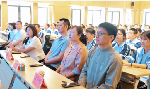 “阅见内蒙古·百社千校万里行”内蒙古站——青少年阅读成长行动举办