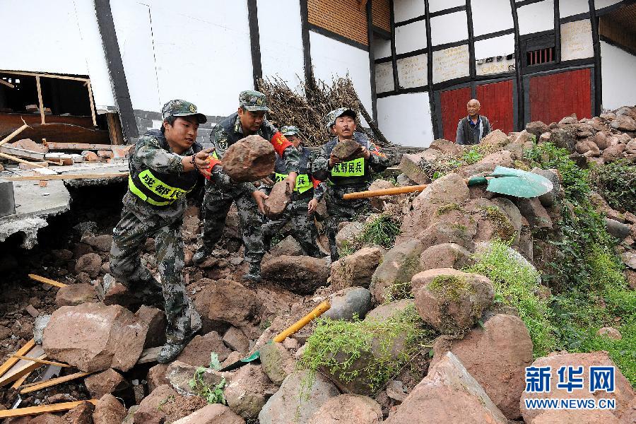 災區見聞:民兵救援隊【高清組圖】