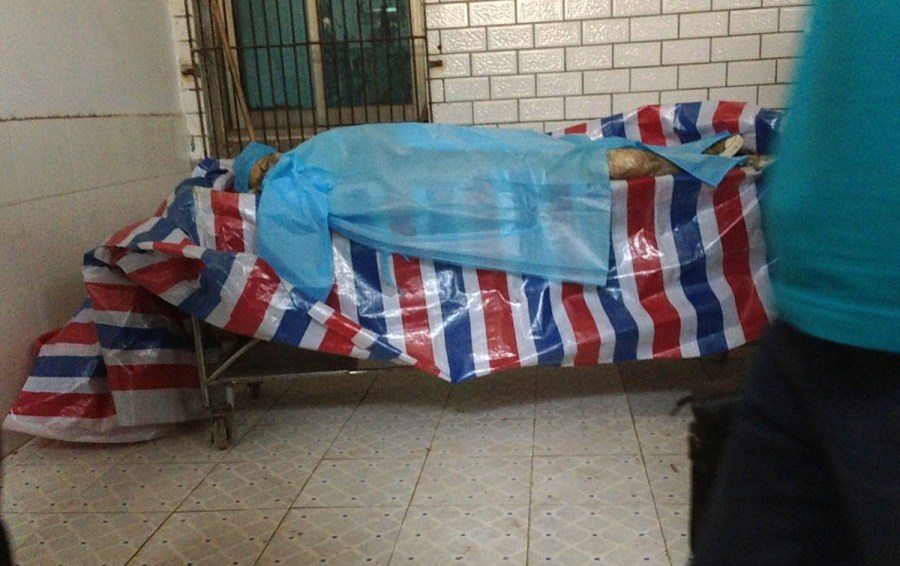 长沙"坠井女孩"遗体确认 家人痛哭【高清组图】