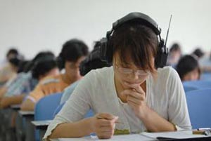 【第60期】調低分值能否使英語走下“神壇”