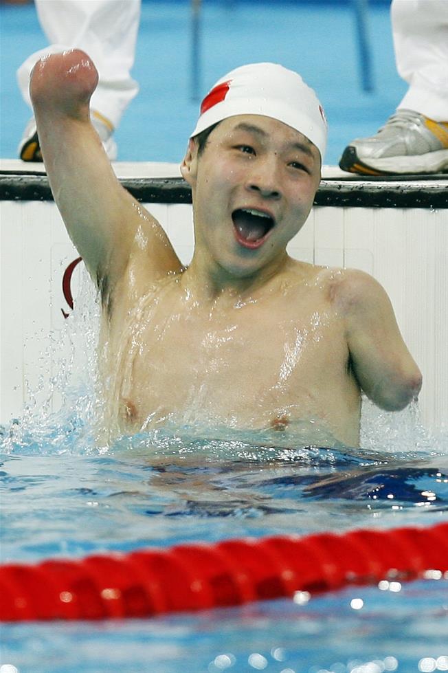 许庆的残奥"九金"历程